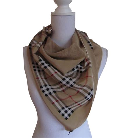 pictures of vintage burberry scarves|second hand burberry scarf.